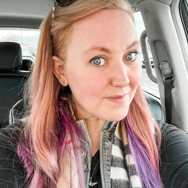 Fourth Wing Author Rebecca Yarros Reveals Bonus Chapter Excerpt